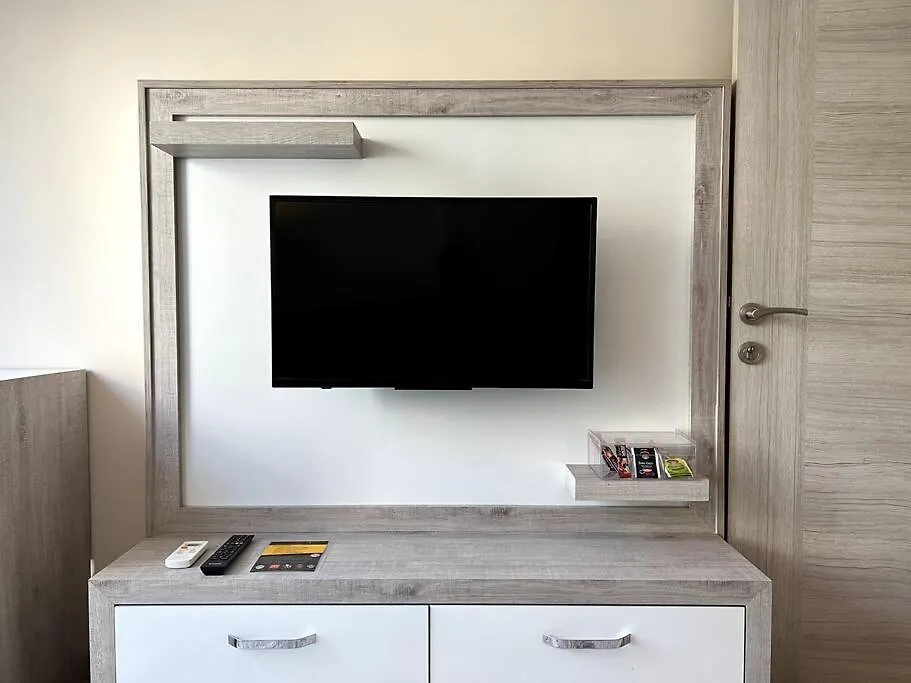 Erasta Avm Yani Konforlu 2+1 '5' Apartman Antalya