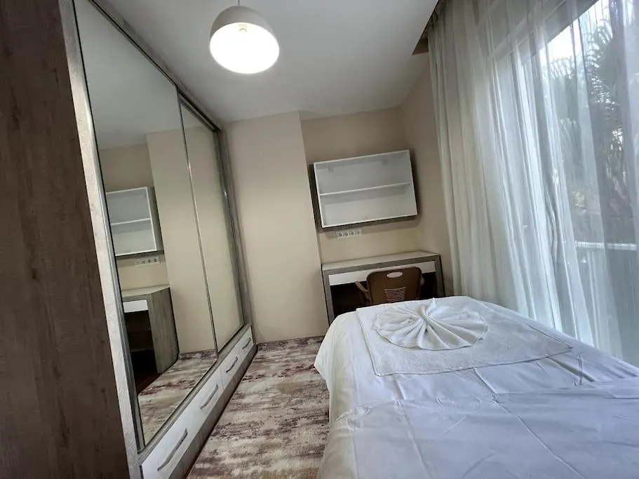 Erasta Avm Yani Konforlu 2+1 '5' Apartman Antalya