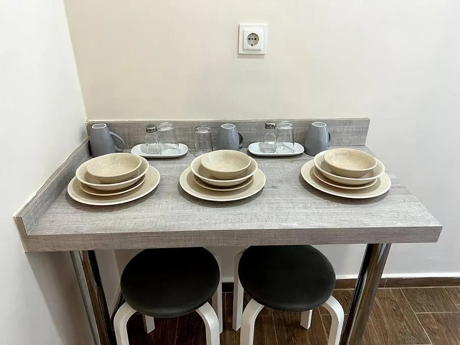 Erasta Avm Yani Konforlu 2+1 '5' Apartman Antalya