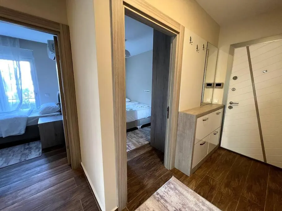 Erasta Avm Yani Konforlu 2+1 '5' Apartman Antalya 0*,